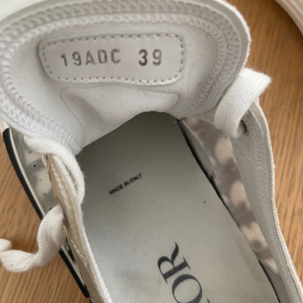 Dior Low-Top Sneakers - Picture 9 of 12